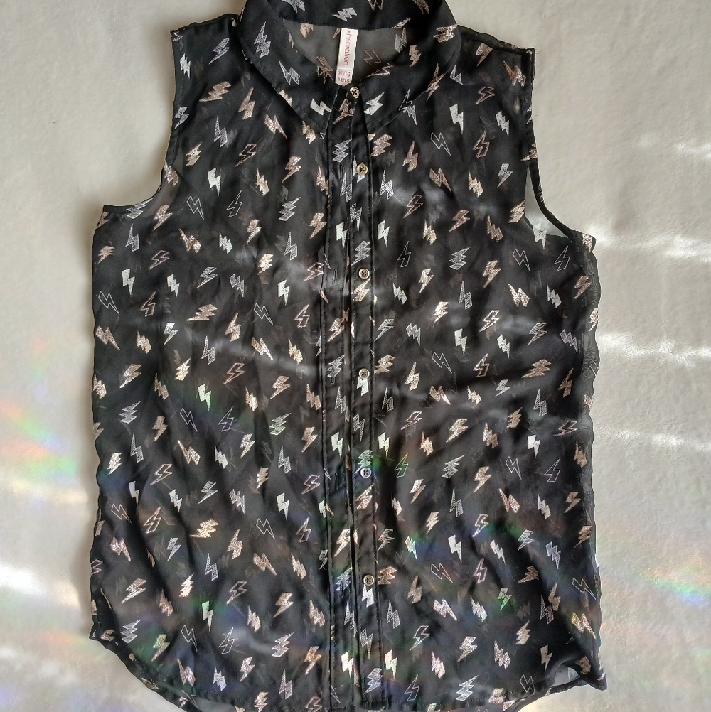 Xhilaration sleeveless top size JR XL